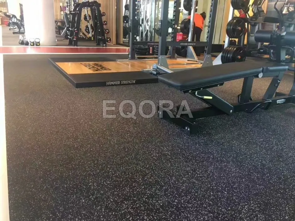 Резиновые рулонные покрытия для спортивных залов из крошки в Красногорске